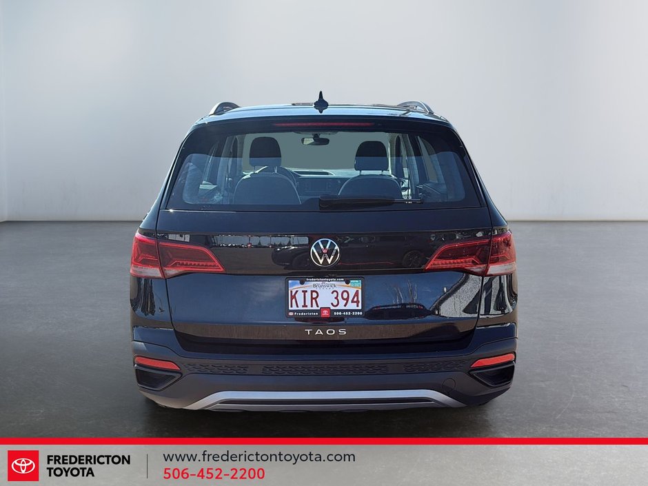 Volkswagen Taos Trendline 2024-2