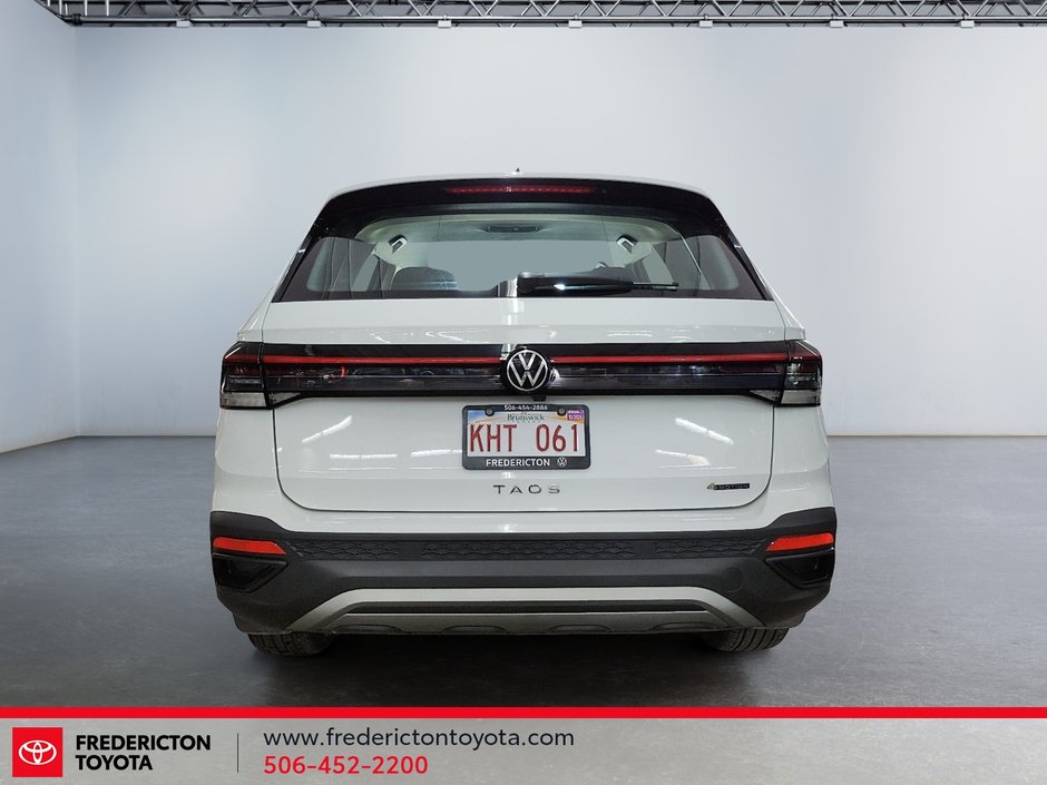 2025 Volkswagen Taos Trendline-2