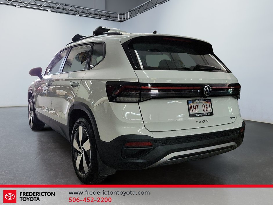 2025 Volkswagen Taos Trendline-3