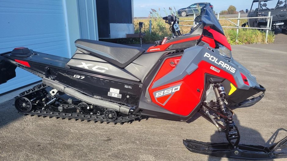 2024 Polaris INDY XC 850 137