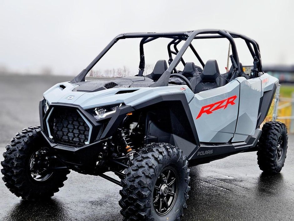 Polaris RZR PRO XP 4  2025