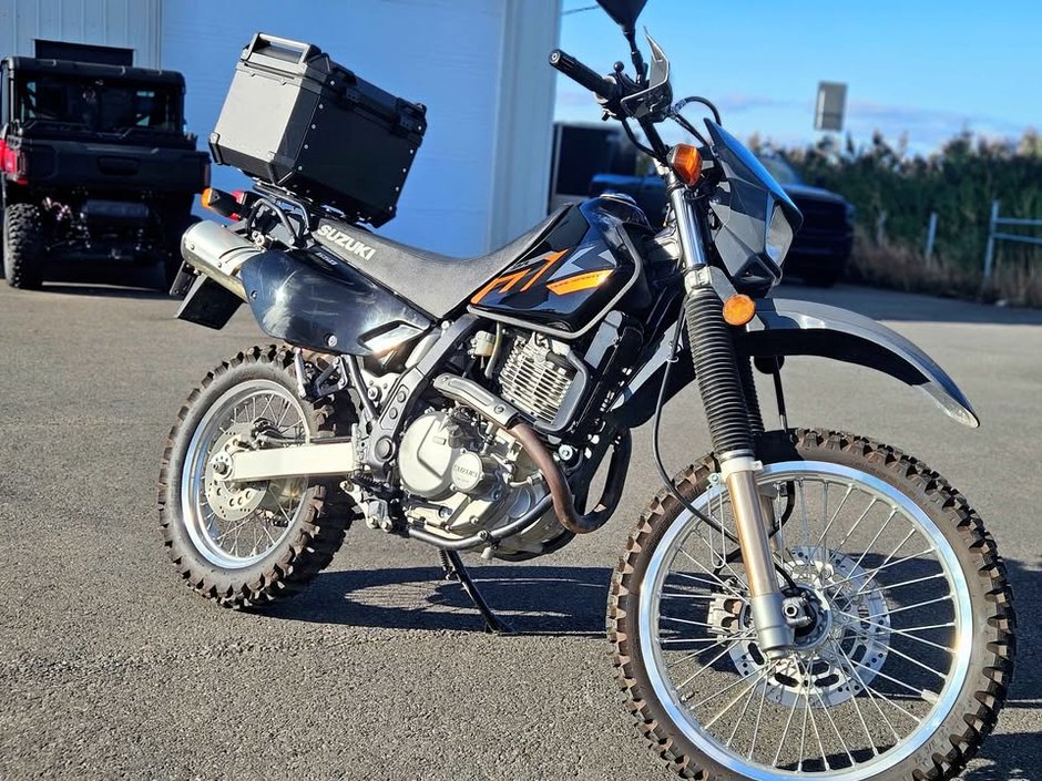 2023 Suzuki DR650SE
