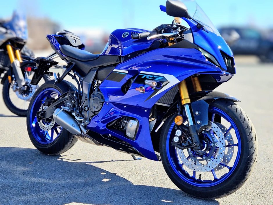 2025 Yamaha R7