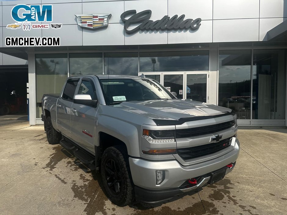 Silverado 1500 LT 2018 à Edmundston, Nouveau-Brunswick - w940px