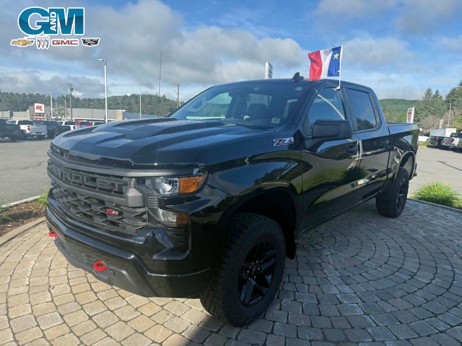 Chevrolet Silverado 1500 Custom Trail Boss 2026 à Edmundston, Nouveau-Brunswick - w940px