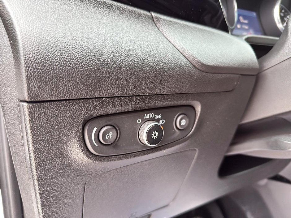 Buick Encore GX Preferred 2020-10