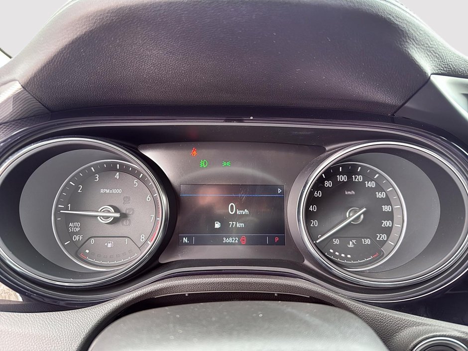 Buick Encore GX Preferred 2020-14