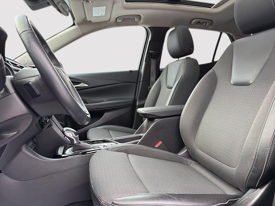 Buick Encore GX Select 2023-8