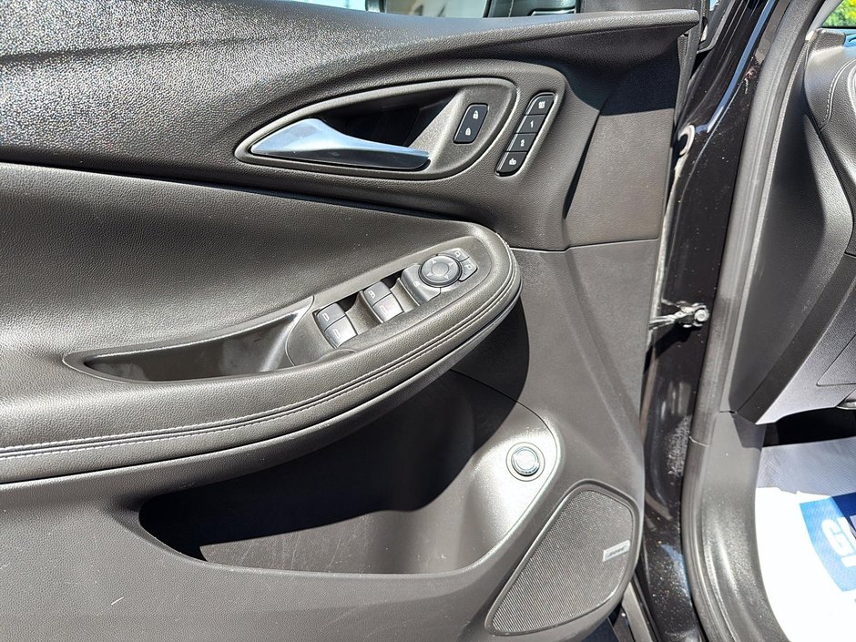 2024 Buick Encore GX Avenir-10