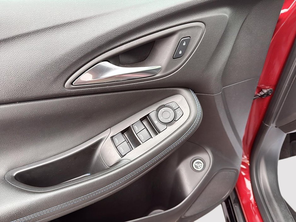 2025 Buick Encore GX Sport Touring-11