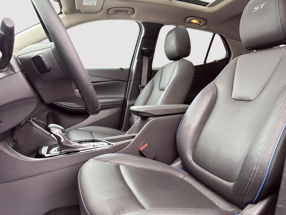 2025 Buick Encore GX Sport Touring-8