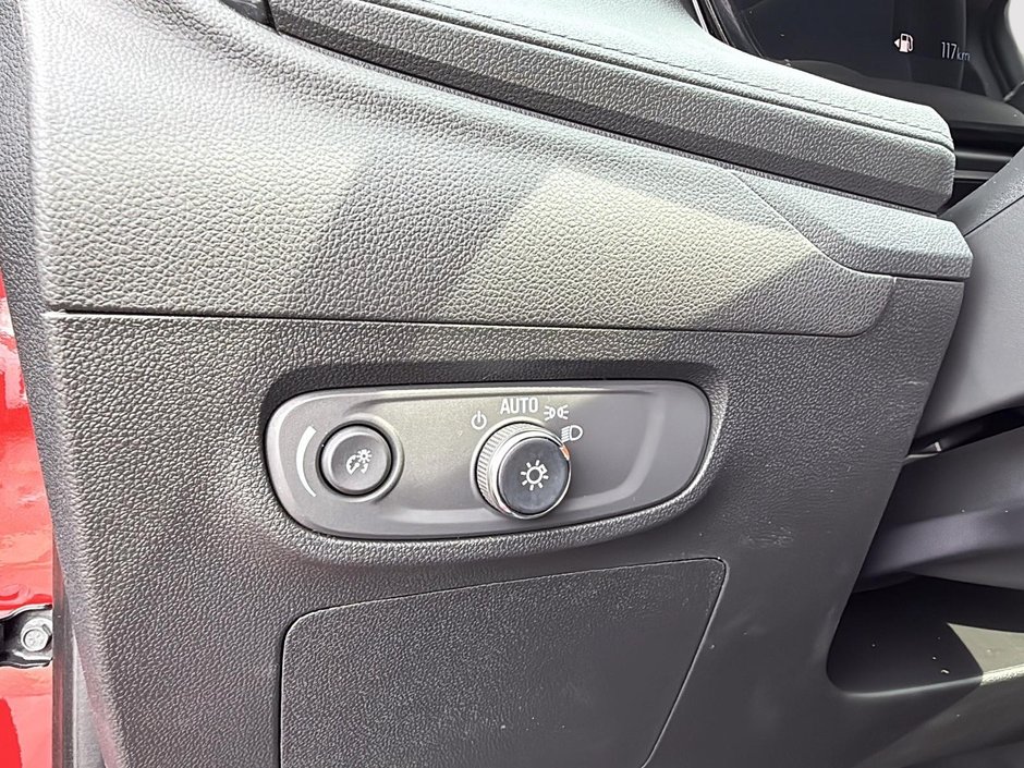 Buick Encore GX Sport Touring 2026-9