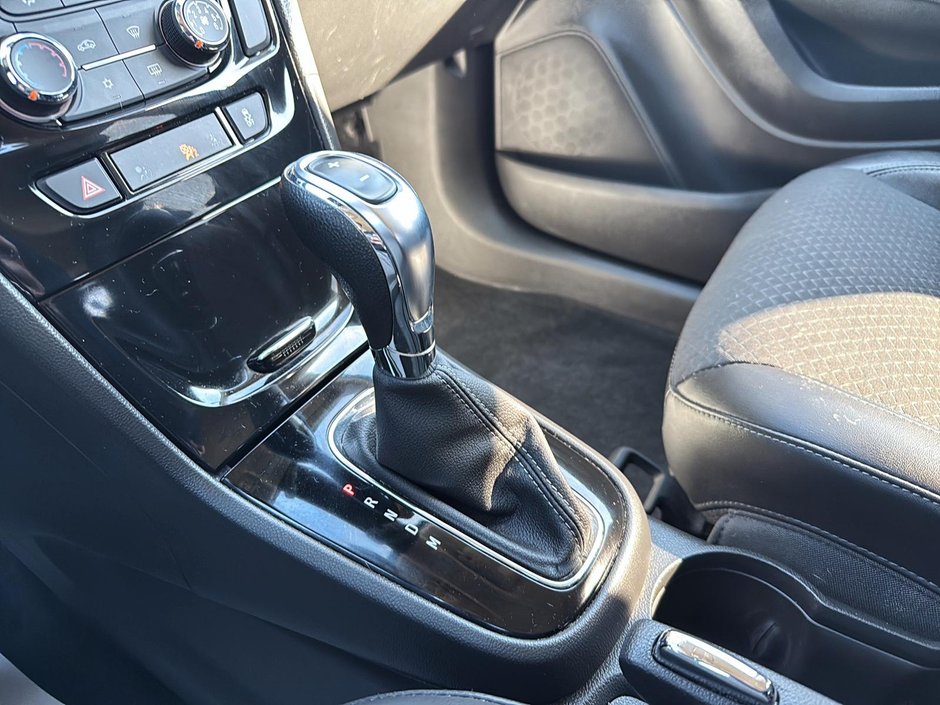 2019 Buick Encore Preferred-17