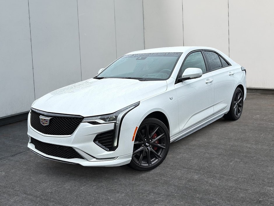 Cadillac CT4 Sport 2020 à Drummondville, Québec - w940px