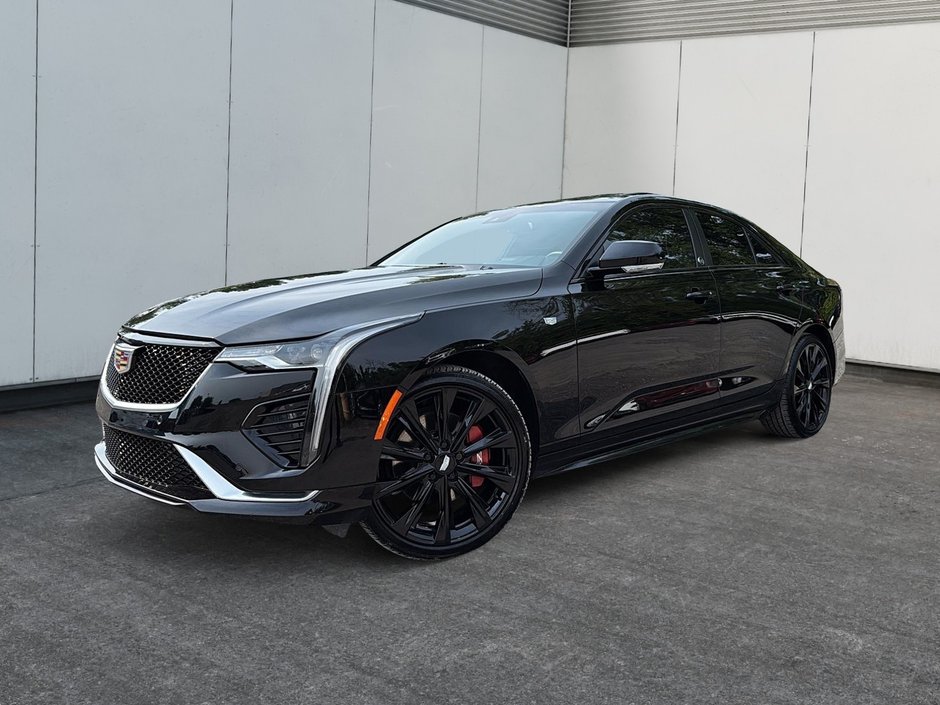 Cadillac CT4 Sport 2024 à Drummondville, Québec - w940px