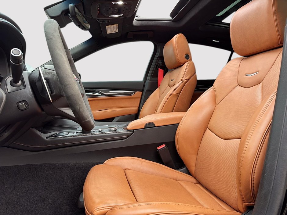 2024 Cadillac CT5-V-8