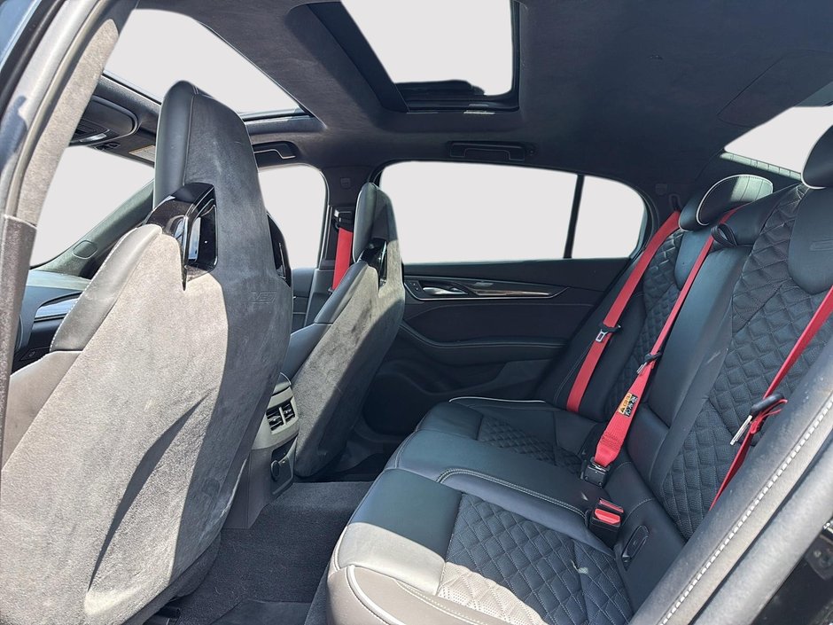 2025 Cadillac CT5-V-8