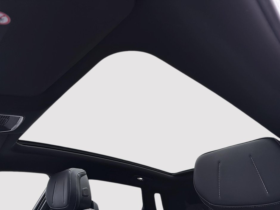 Cadillac LYRIQ Tech 2024-18