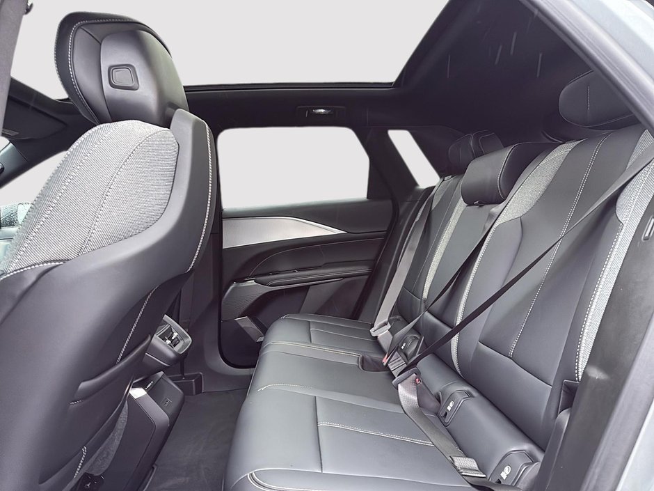 Cadillac LYRIQ Tech 2024-8