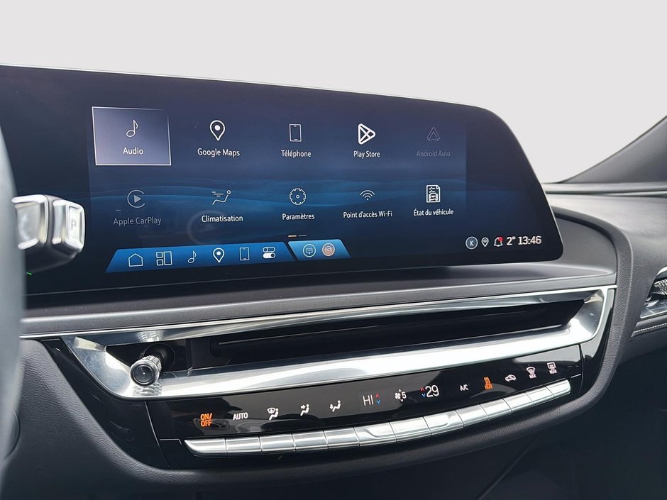 2024 Cadillac LYRIQ Tech-17