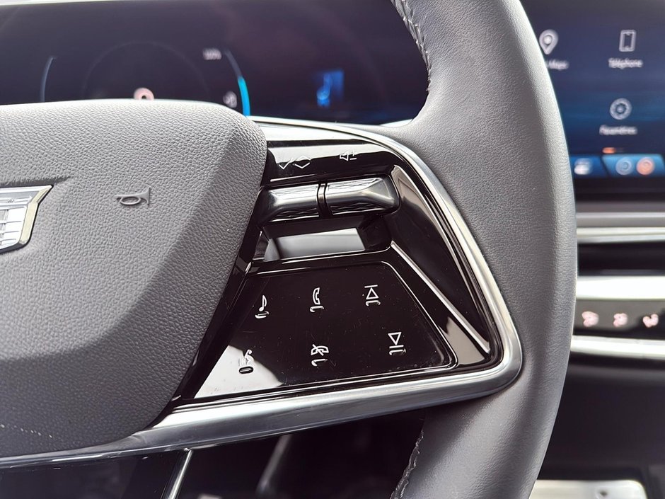 2024 Cadillac LYRIQ Tech-15