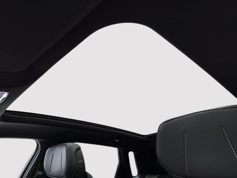 2024 Cadillac LYRIQ Tech-19