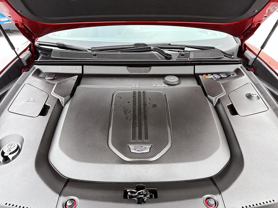 2024 Cadillac LYRIQ Tech-7