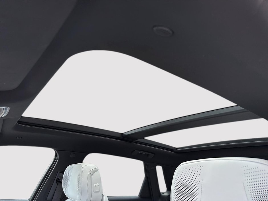 Cadillac LYRIQ Sport 2024-18
