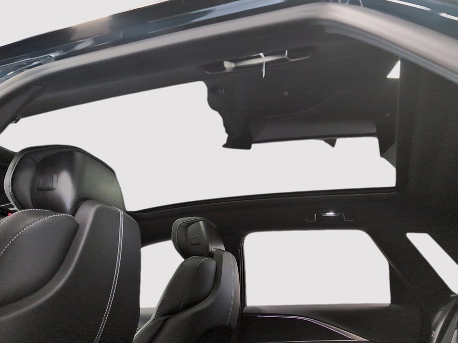 2026 Cadillac LYRIQ Luxury-16