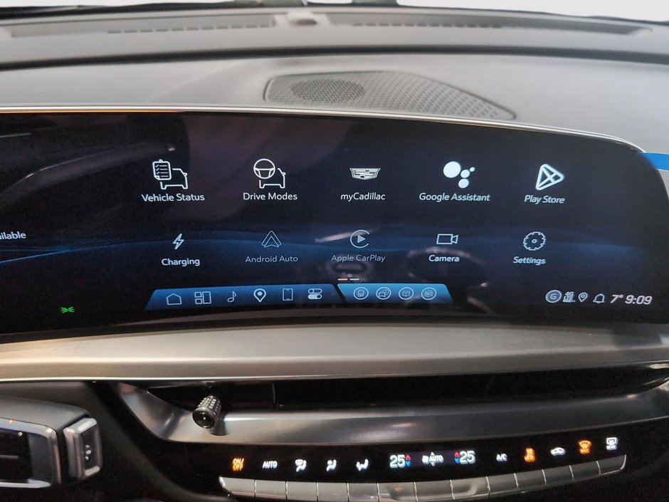 2026 Cadillac LYRIQ Luxury-18