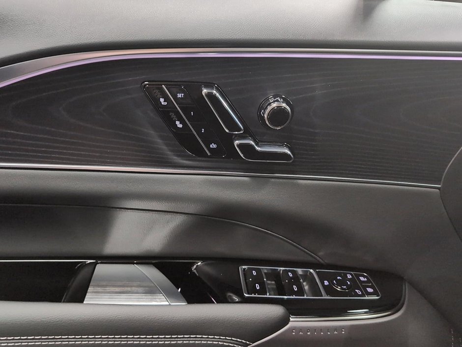 2026 Cadillac LYRIQ Luxury-10