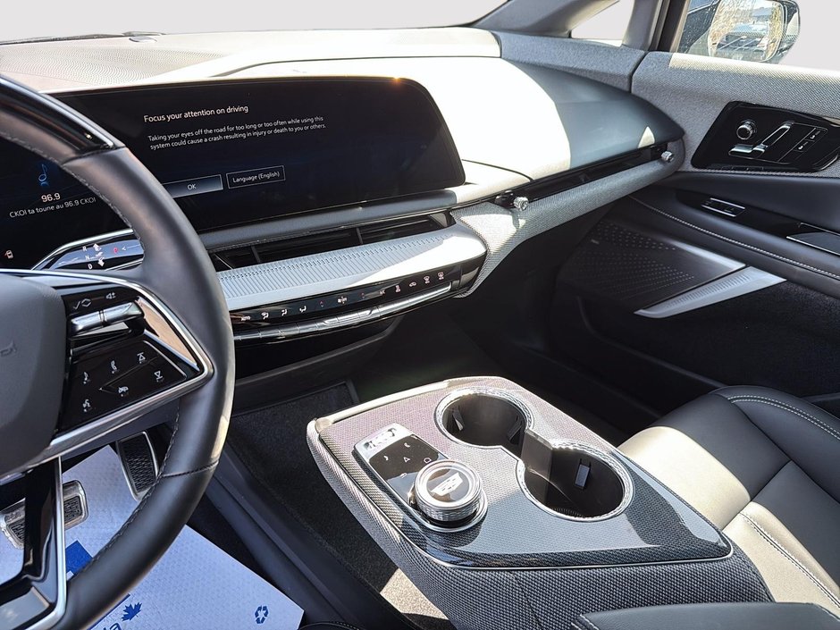 Cadillac OPTIQ Luxury 2025-11