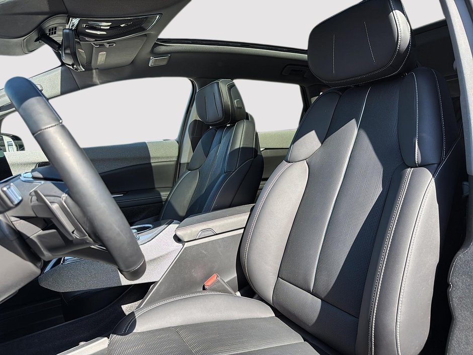 Cadillac OPTIQ Luxury 2025-7