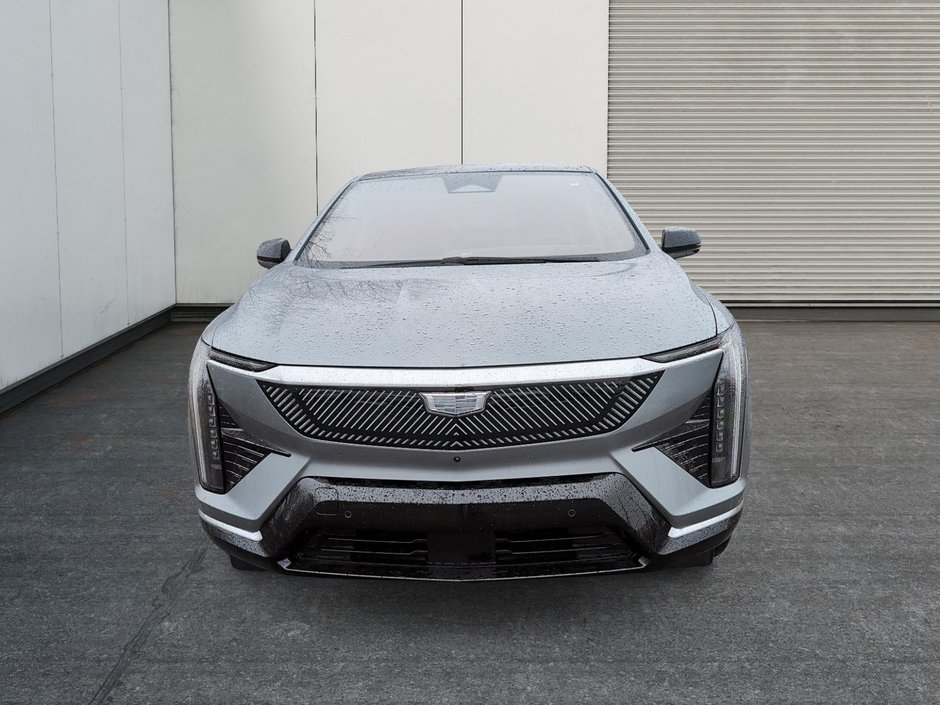 2026 Cadillac OPTIQ Luxury-2