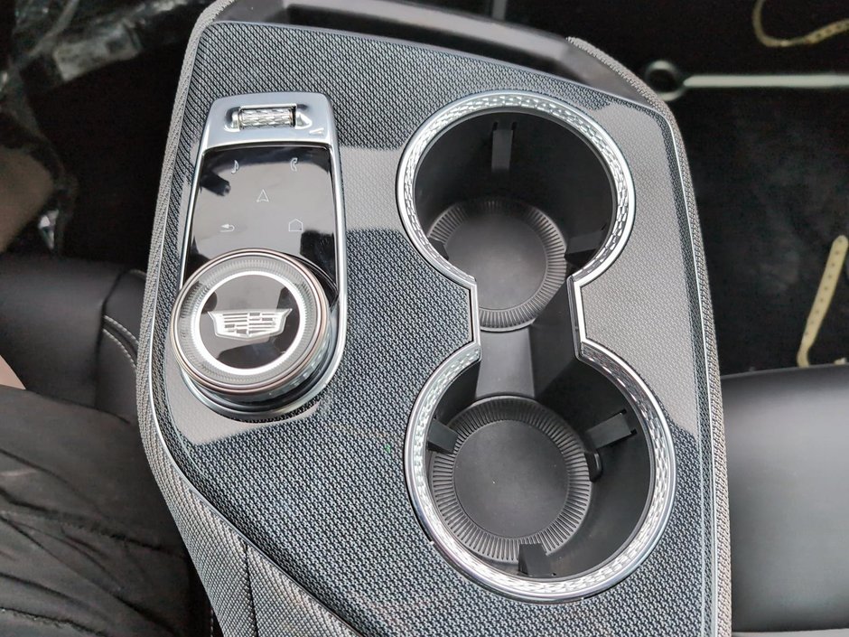 2026 Cadillac OPTIQ Luxury-13