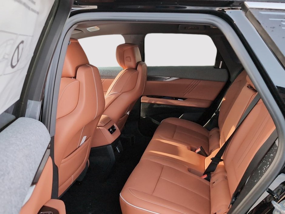 Cadillac OPTIQ Premium Luxury 2026-8