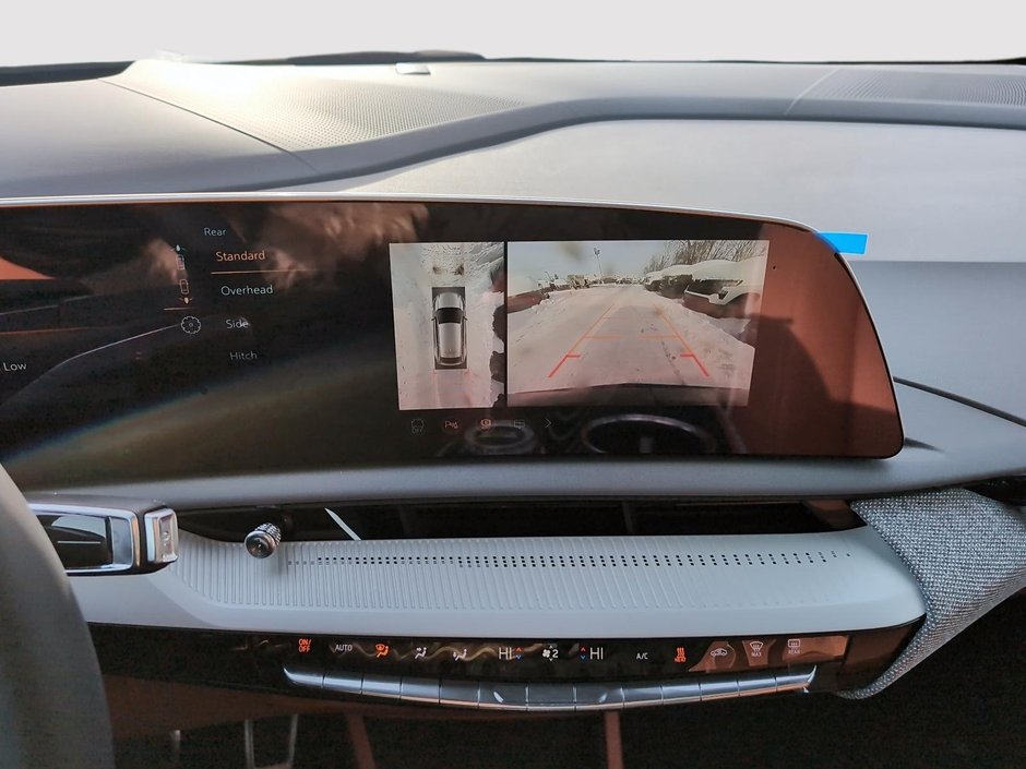 Cadillac OPTIQ Premium Luxury 2026-17