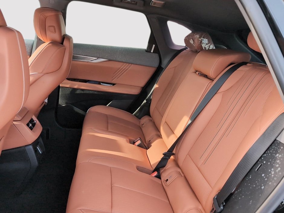 Cadillac OPTIQ Premium Luxury 2026-9