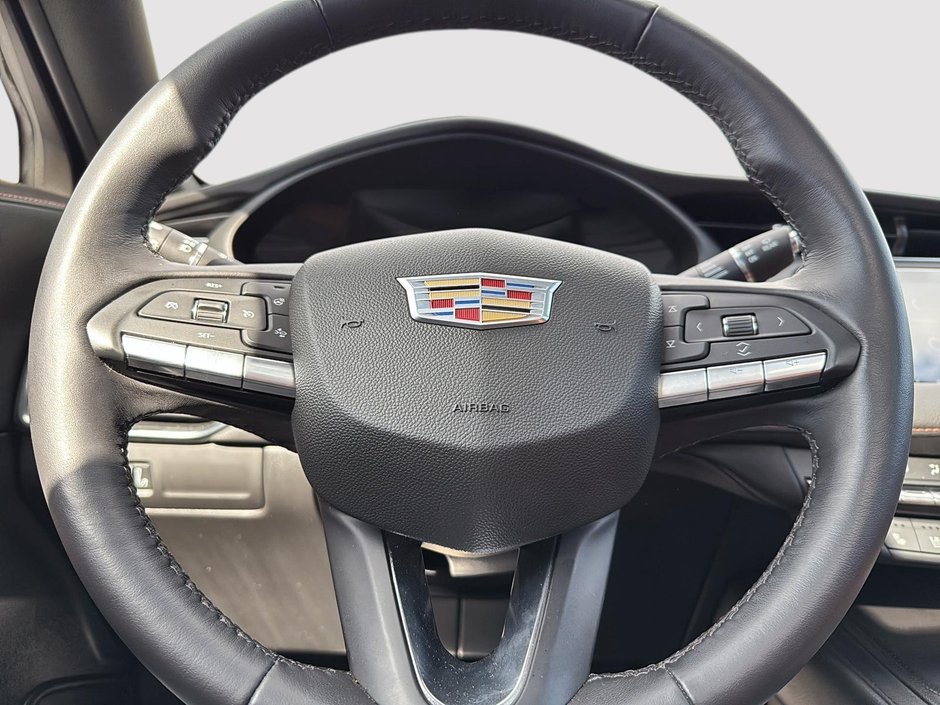 Cadillac XT4 AWD Premium Luxury 2022-12