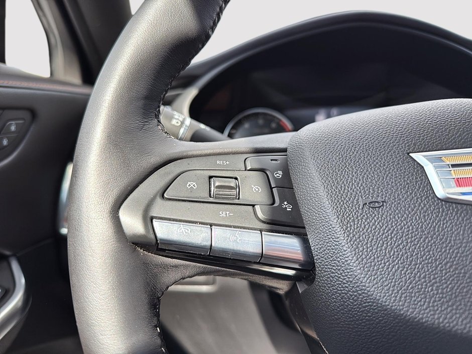 Cadillac XT4 AWD Premium Luxury 2022-13