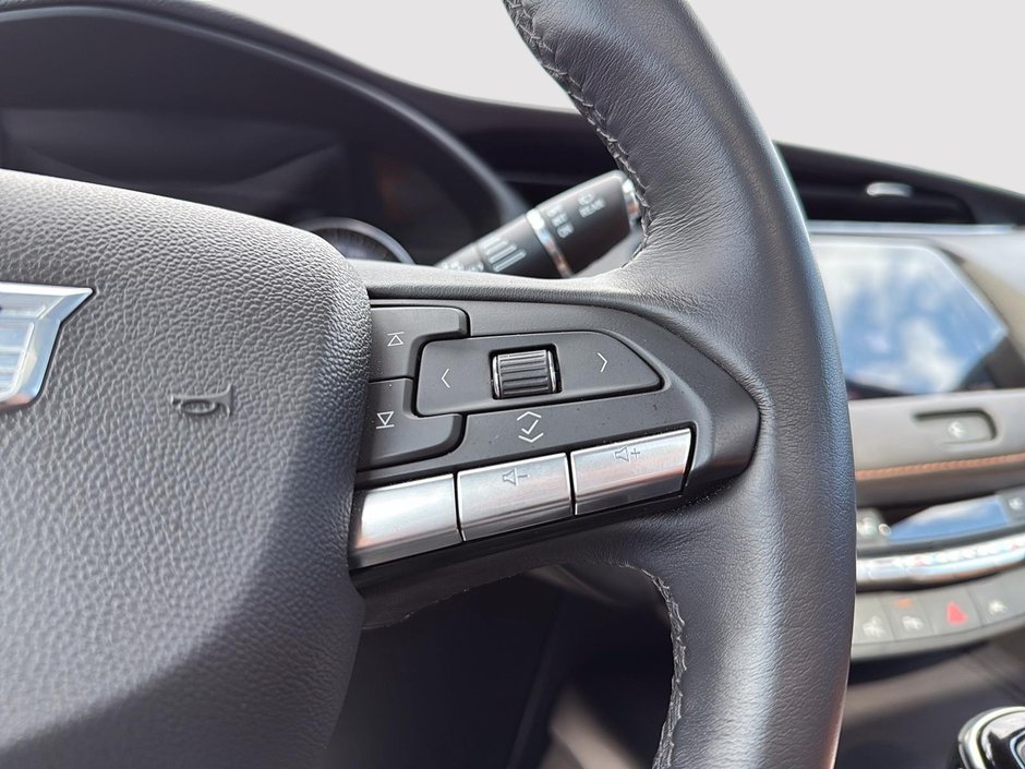 Cadillac XT4 AWD Premium Luxury 2022-14