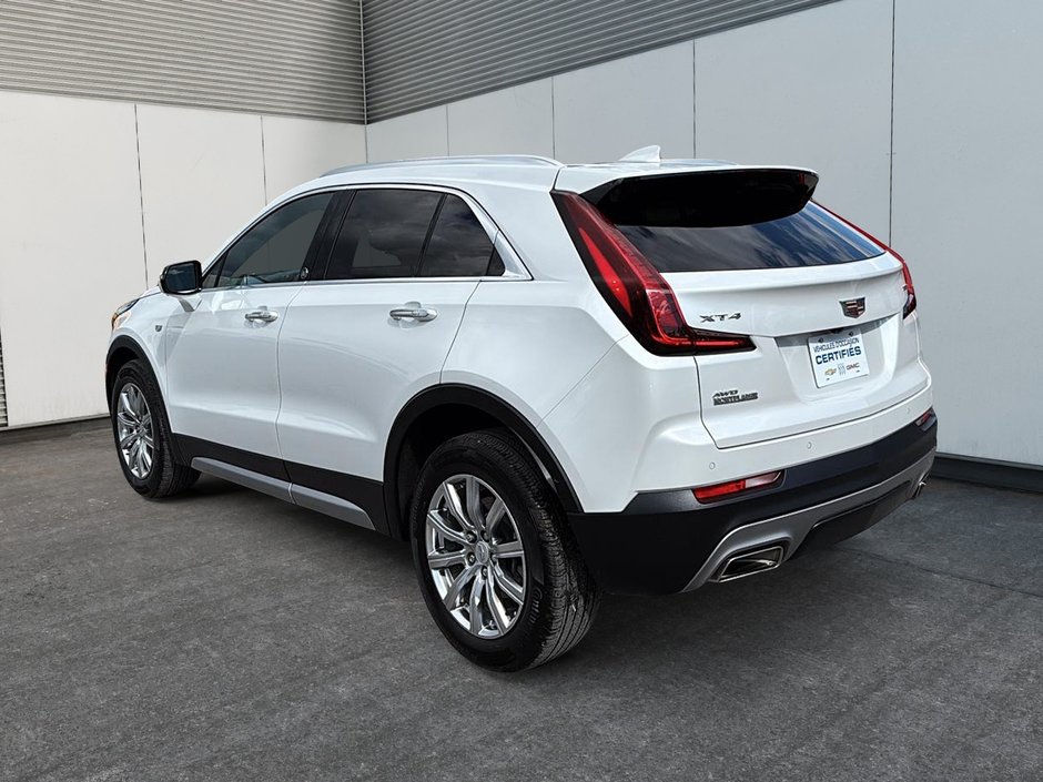 Cadillac XT4 AWD Premium Luxury 2022-3