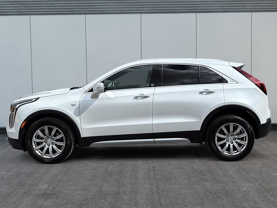 Cadillac XT4 AWD Premium Luxury 2022-4