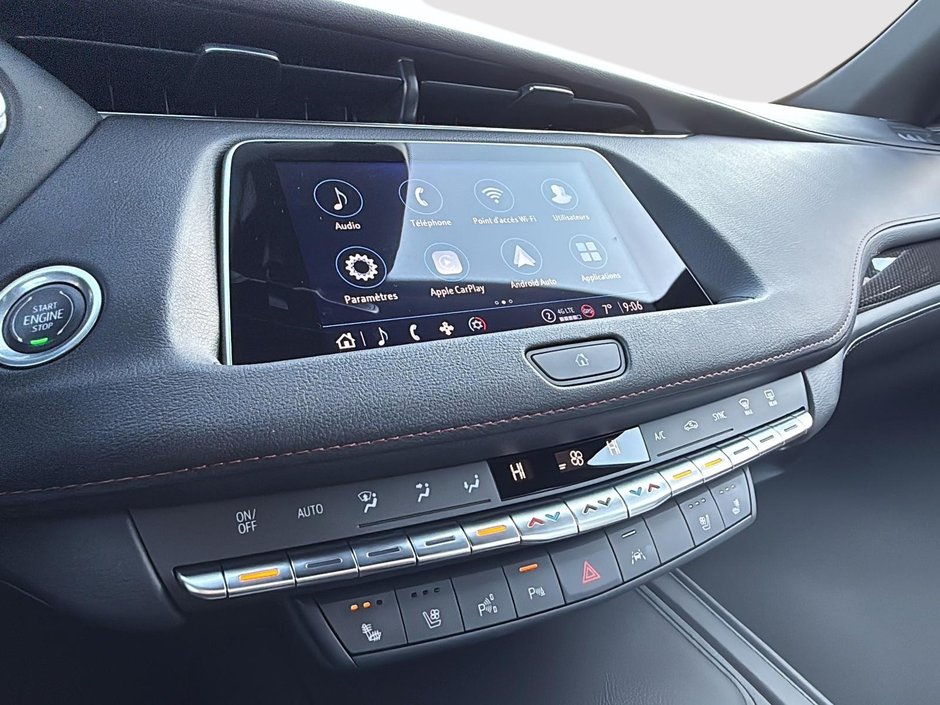 2022 Cadillac XT4 AWD Sport-15