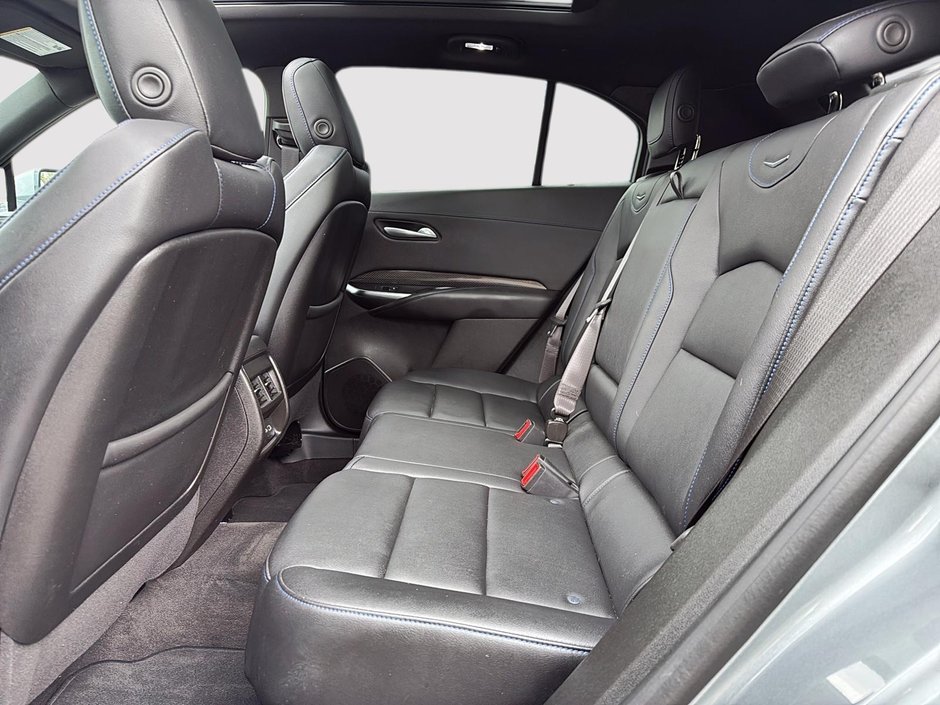 Cadillac XT4 AWD Sport 2024-9