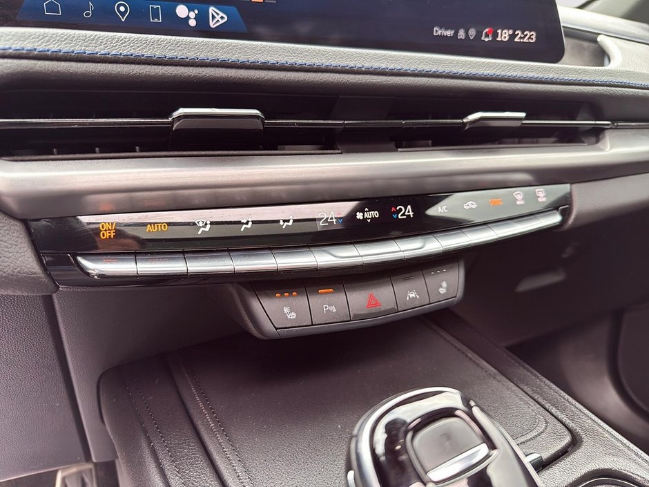 Cadillac XT4 AWD Sport 2024-17