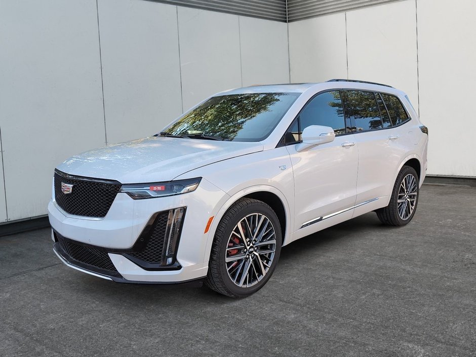 2025 Cadillac XT6 Sport in Drummondville, Quebec - w940px