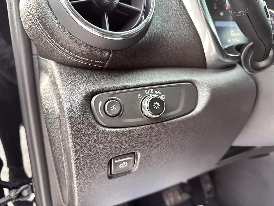 2025 Chevrolet Blazer LT-12