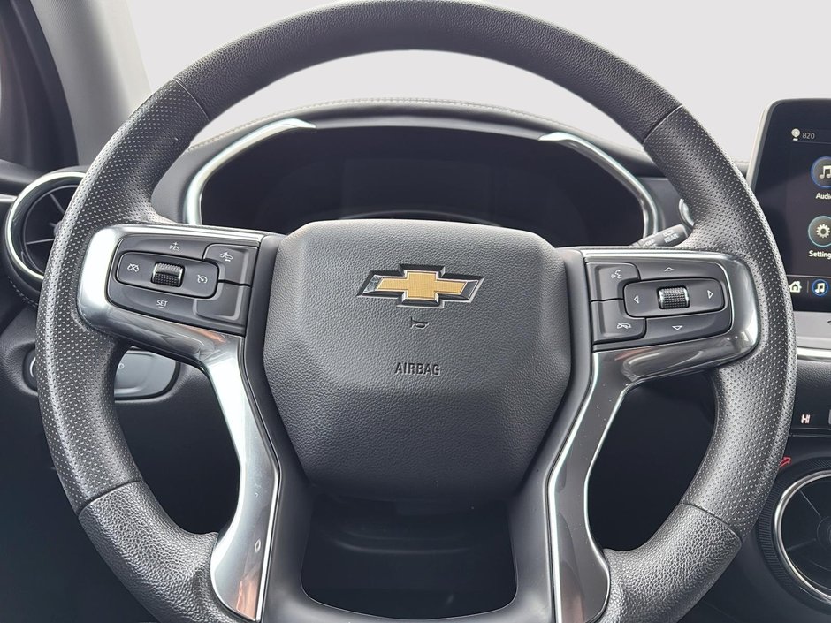 2025 Chevrolet Blazer LT-13