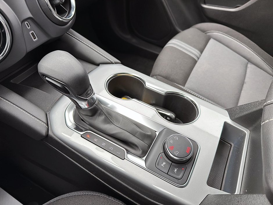 2025 Chevrolet Blazer LT-18